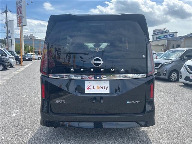 NISSAN SERENA E-POWER HIGHWAY STAR V