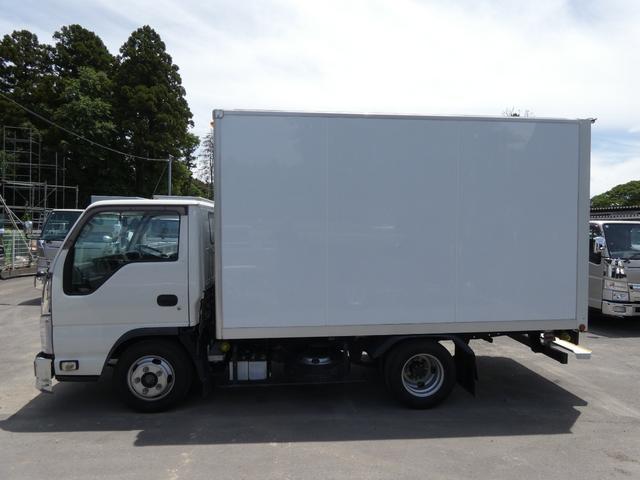 ISUZU ELF TRUCK