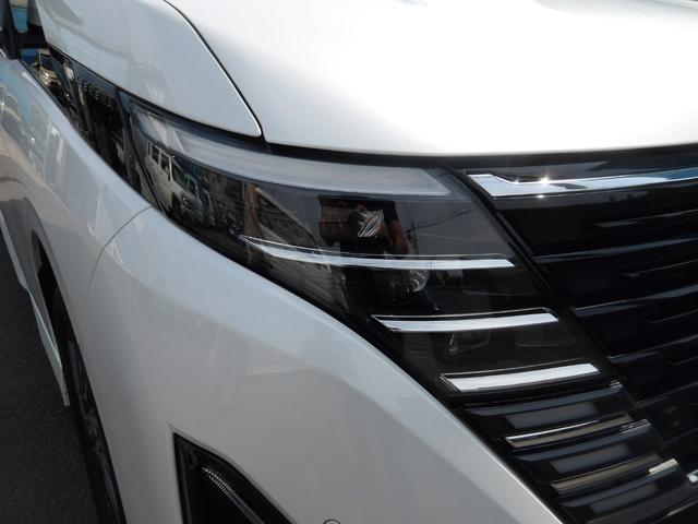 NISSAN SERENA E-4ORCE HIGHWAY STAR V