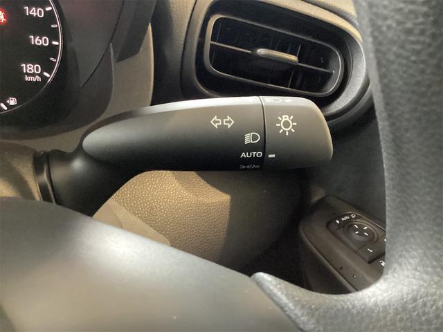 TOYOTA YARIS X