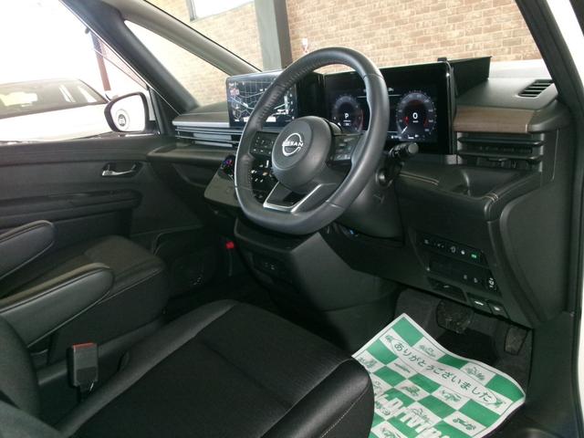 NISSAN SERENA HIGHWAY STAR V