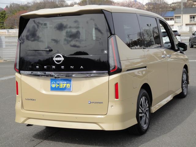 NISSAN SERENA E-POWER LUXION