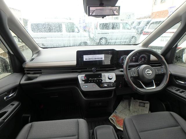 NISSAN SERENA E-POWER HIGHWAY STAR V