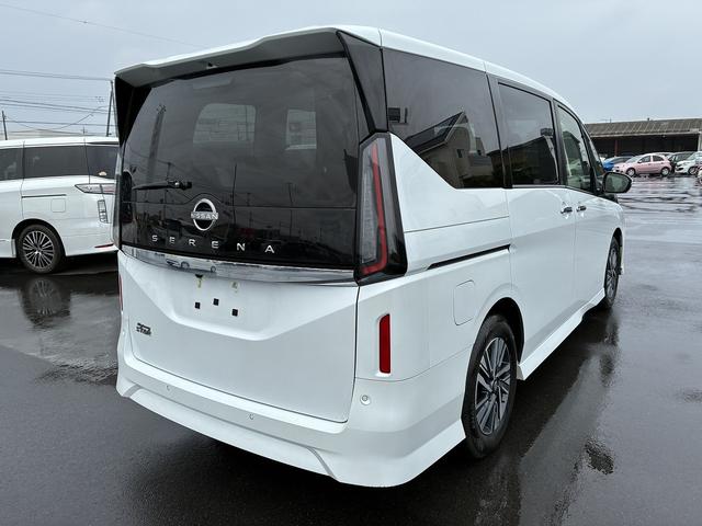 NISSAN SERENA HIGHWAY STAR V