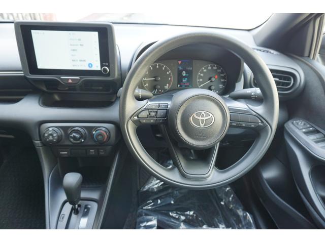 TOYOTA YARIS X
