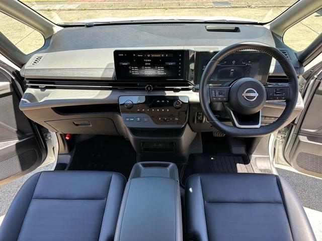 NISSAN SERENA E-POWER LUXION
