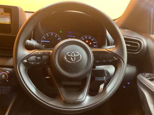 TOYOTA YARIS X