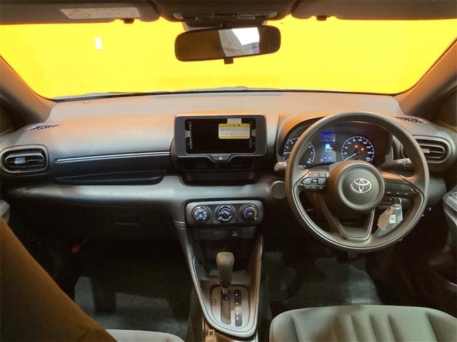 TOYOTA YARIS X