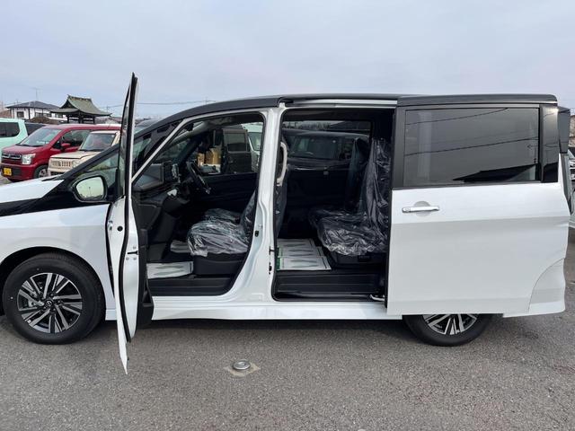 NISSAN SERENA HIGHWAY STAR V