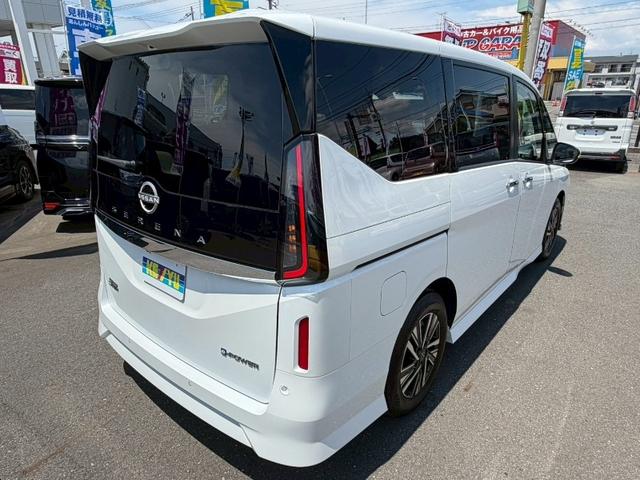 NISSAN SERENA E-POWER HIGHWAY STAR V