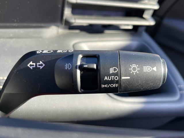 NISSAN SERENA E-POWER HIGHWAY STAR V