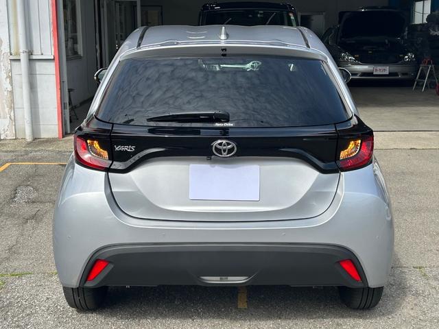 TOYOTA YARIS X