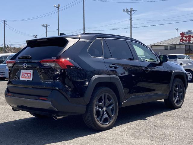 TOYOTA RAV4 HYBRID ADVENTURE