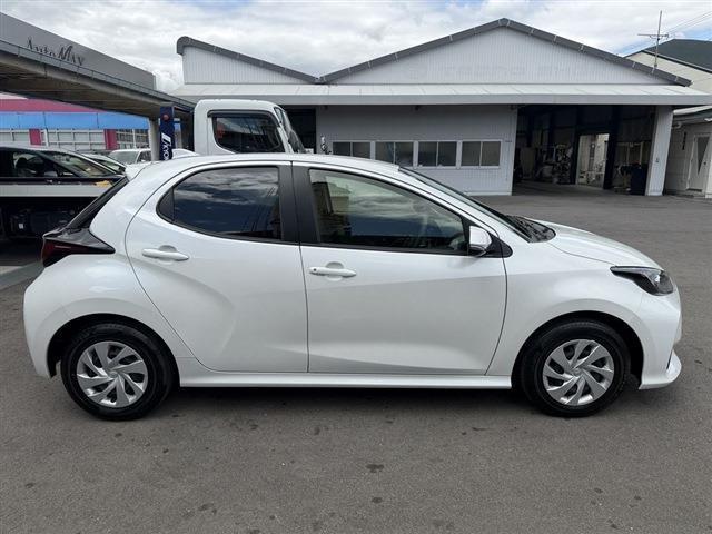 TOYOTA YARIS X