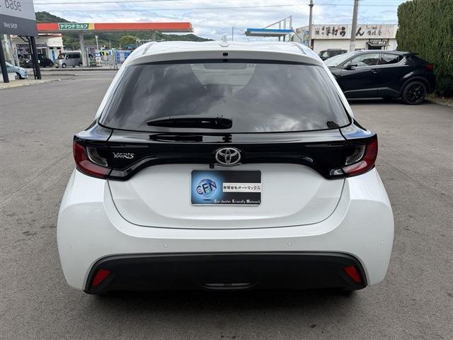 TOYOTA YARIS X