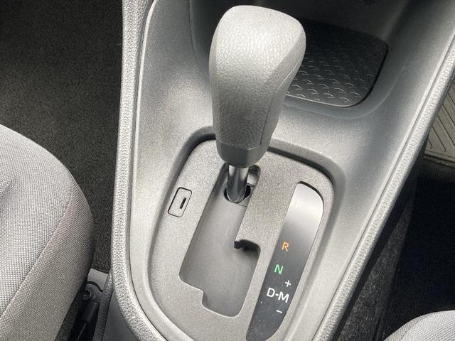 TOYOTA YARIS X