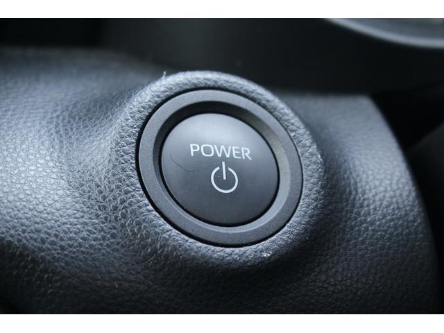 TOYOTA YARIS HYBRID U