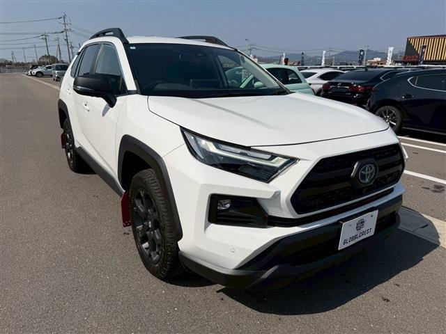 TOYOTA RAV4 HYBRID ADVENTURE OFFROAD PACKAGE II
