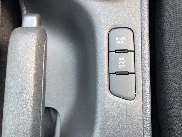 TOYOTA YARIS X