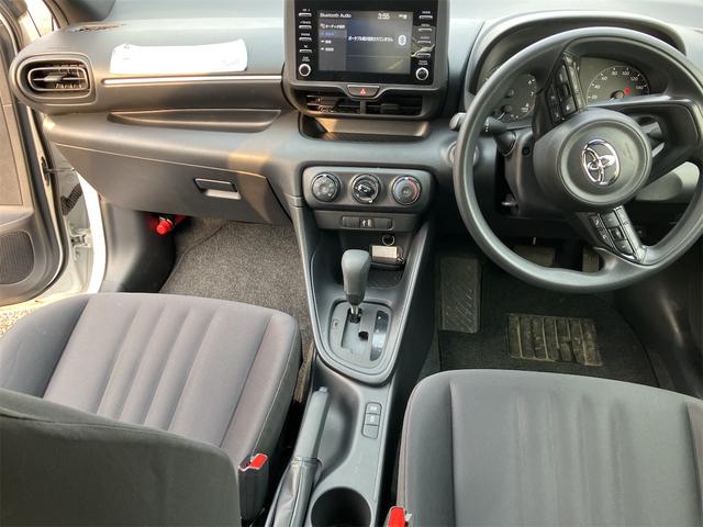 TOYOTA YARIS X