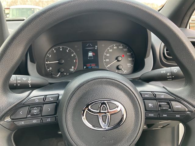 TOYOTA YARIS X
