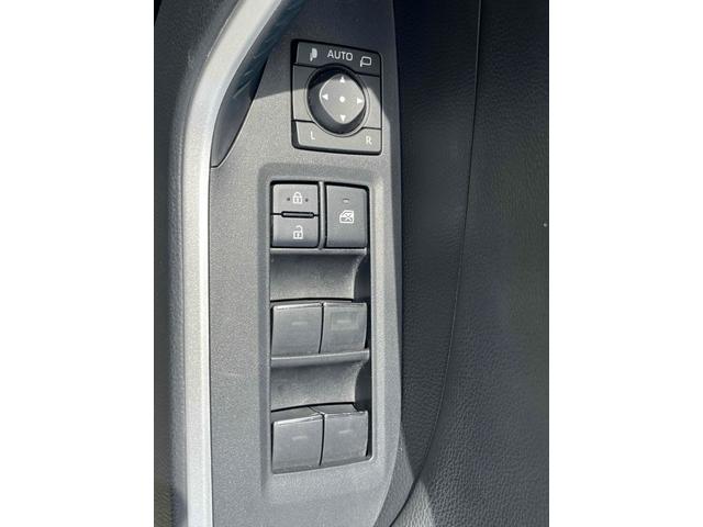 TOYOTA RAV4 HYBRID G