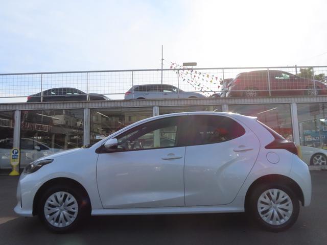 TOYOTA YARIS HYBRID X