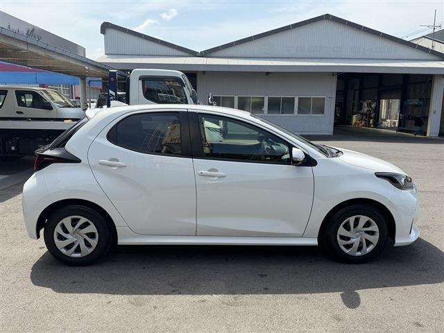 TOYOTA YARIS X