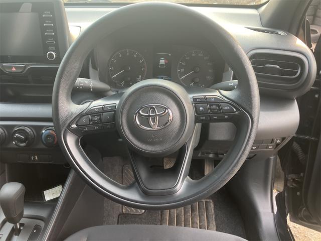 TOYOTA YARIS X
