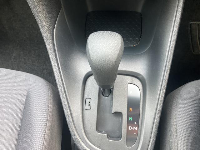 TOYOTA YARIS X