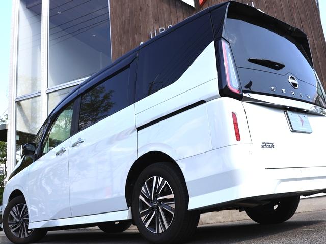 NISSAN SERENA E-POWER HIGHWAY STAR V
