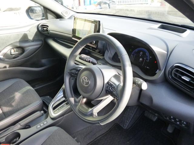 TOYOTA YARIS HYBRID Z