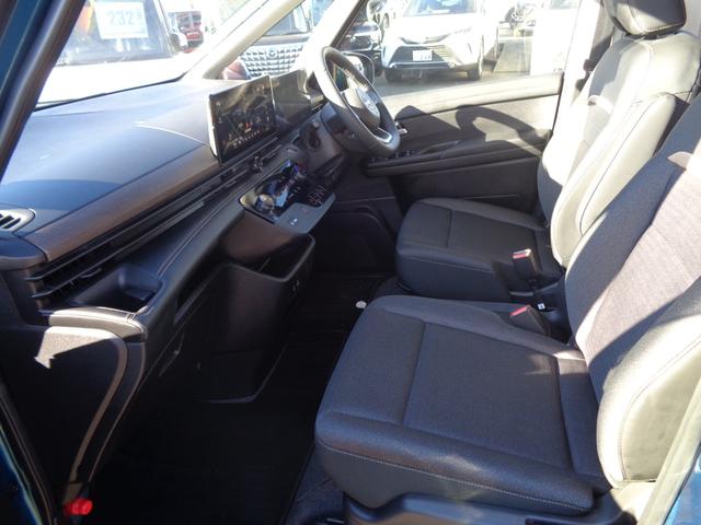NISSAN SERENA E-POWER HIGHWAY STAR V