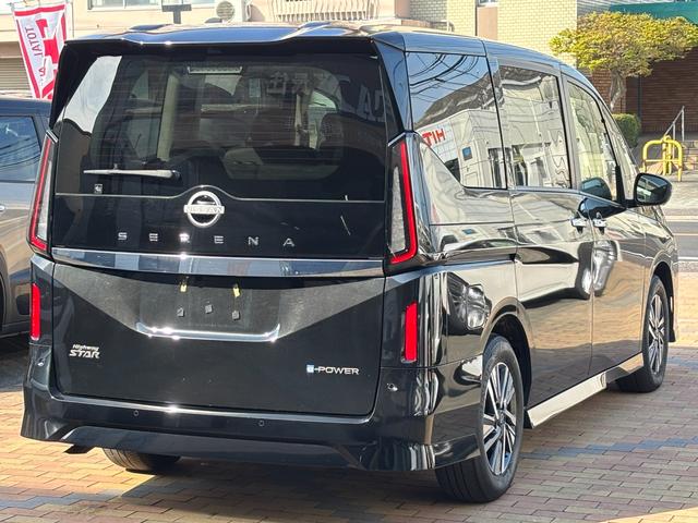 NISSAN SERENA E-POWER HIGHWAY STAR V