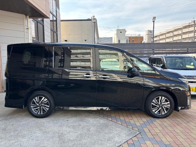 NISSAN SERENA E-POWER HIGHWAY STAR V