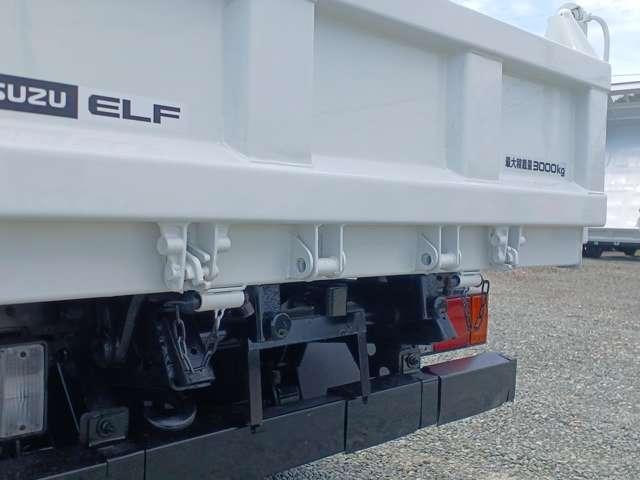 ISUZU ELF TRUCK BUILD-UP FULL FLATLOW DUMP