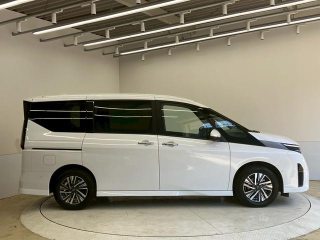 NISSAN SERENA E-POWER LUXION