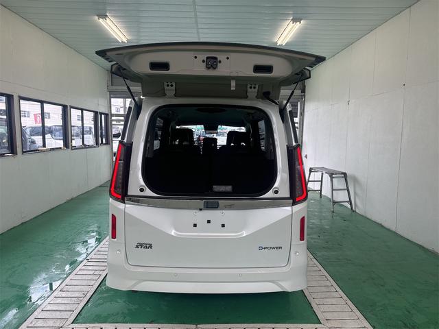 NISSAN SERENA E-POWER HIGHWAY STAR V