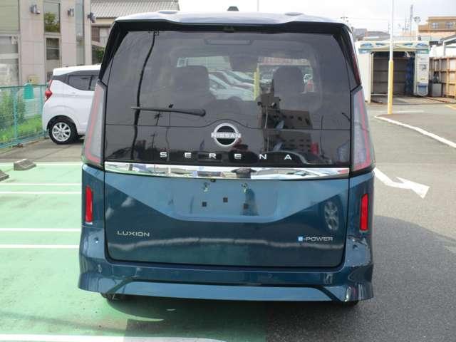 NISSAN SERENA E-POWER LUXION