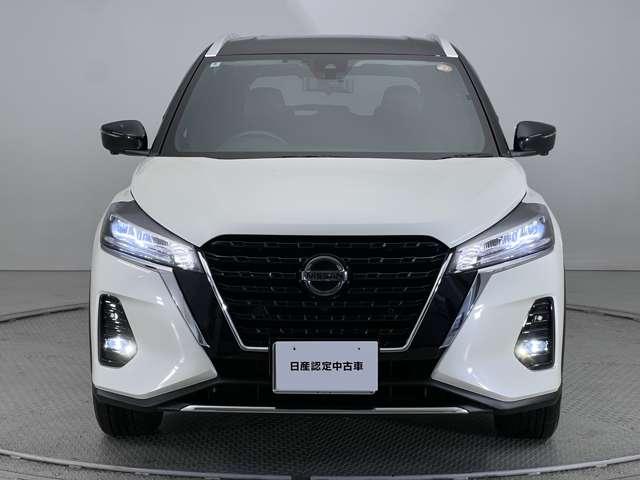 NISSAN KICKS X