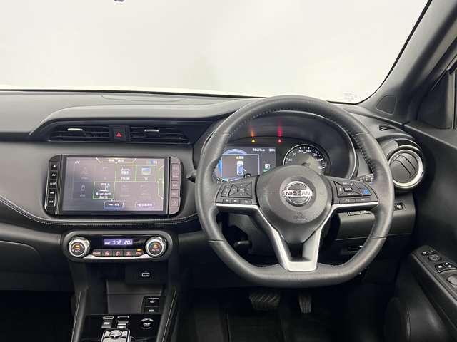 NISSAN KICKS X
