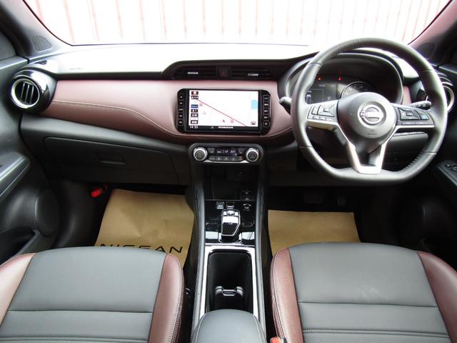 NISSAN KICKS X TWO TONE INTERIOR EDITION