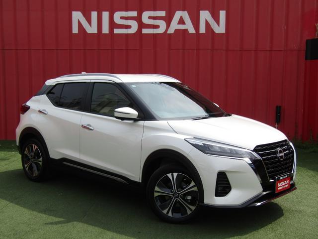 NISSAN KICKS X TWO TONE INTERIOR EDITION