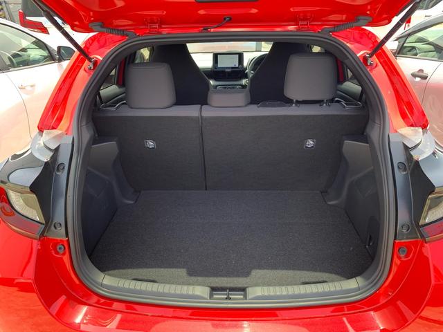 TOYOTA YARIS X