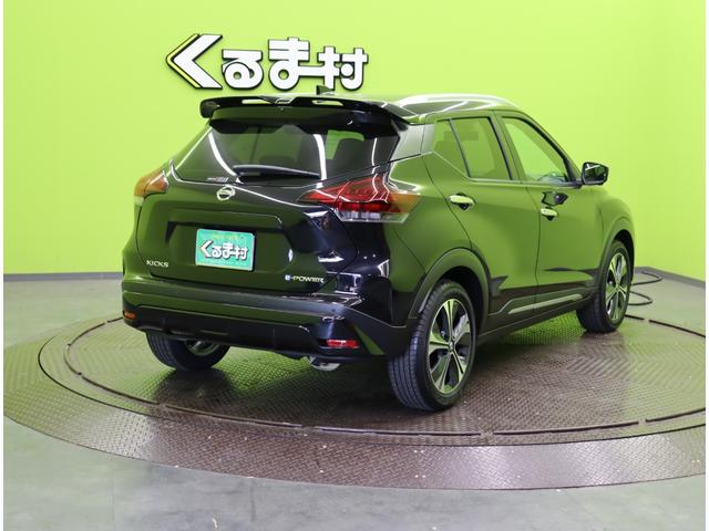 NISSAN KICKS X TWO TONE INTERIOR EDITION