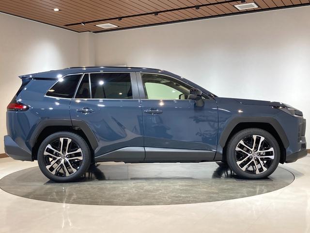 TOYOTA RAV4 Z