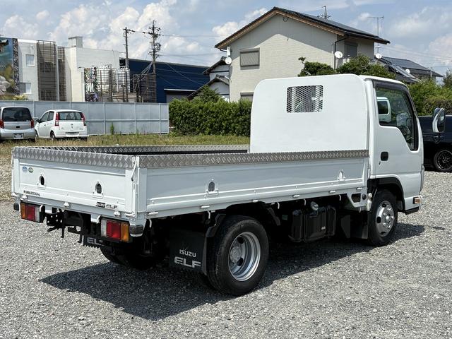 ISUZU ELF TRUCK FULL FLATLOW