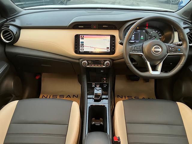 NISSAN KICKS X TWO TONE INTERIOR EDITION