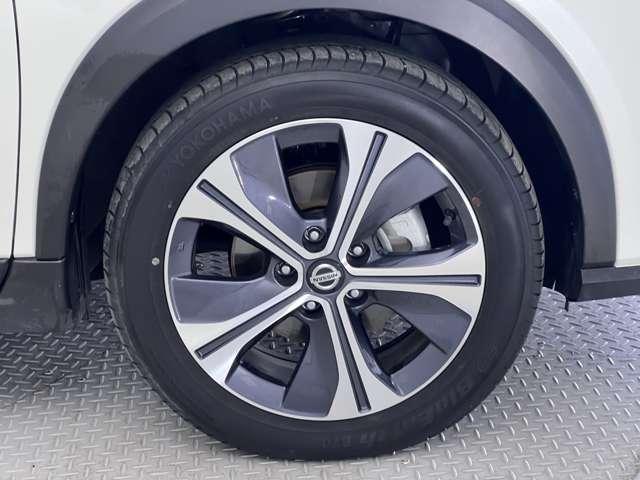 NISSAN KICKS X FOUR