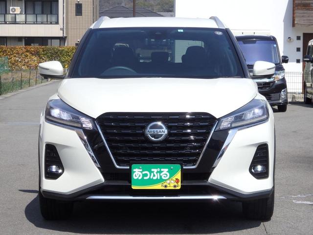 NISSAN KICKS X